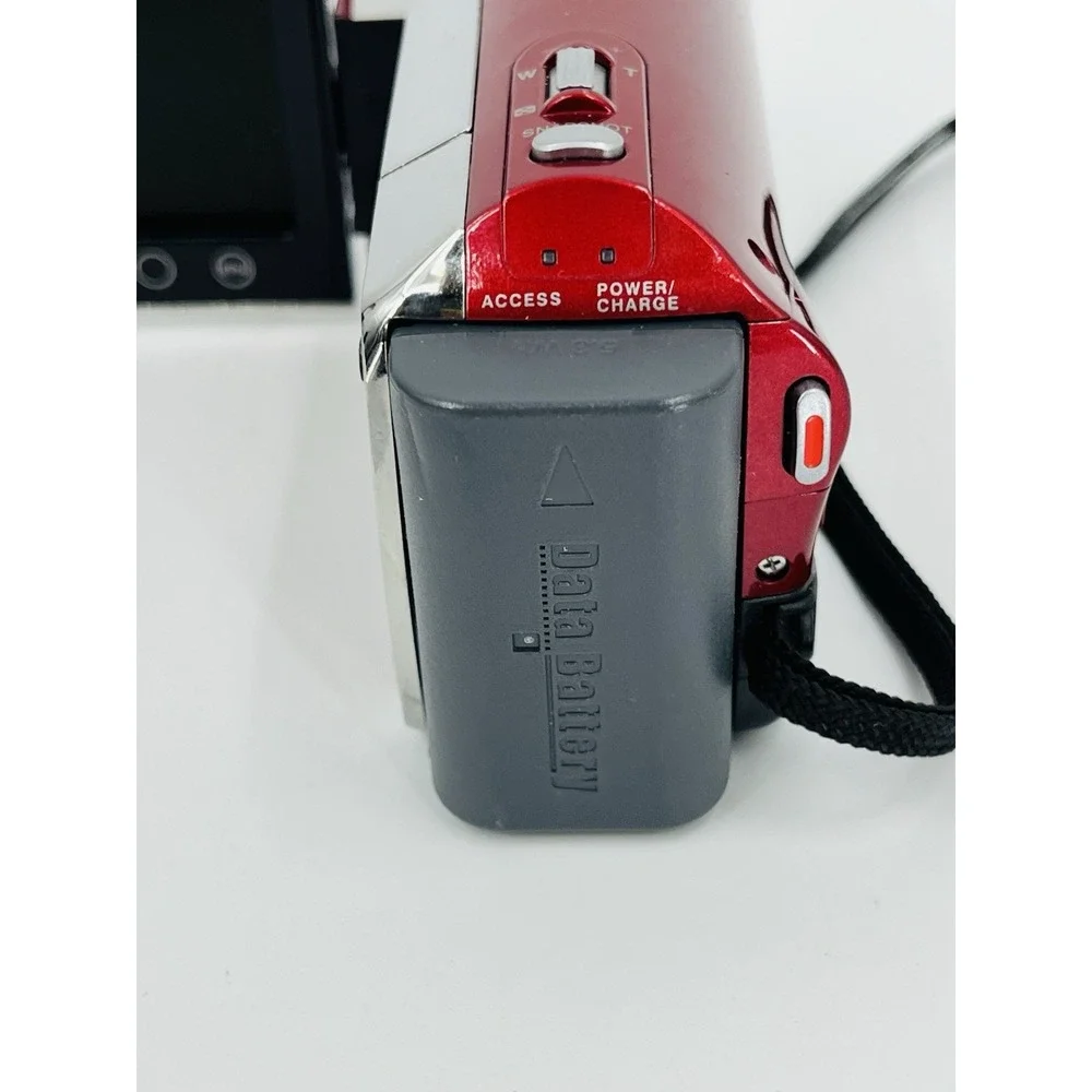 JVC Everio GZ-MS120RU Flash Media Camcorder Red UNTESTED AS-IS